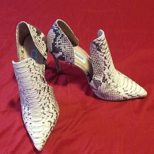 Steve Madden snakeskin booties-pointy toe
